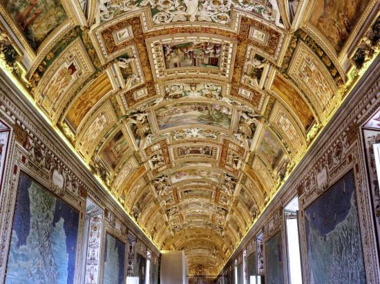 Musei Vaticani. Vatican Museums.