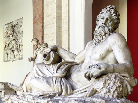 Musei Vaticani. Vatican Museums. Statue of Zeus.